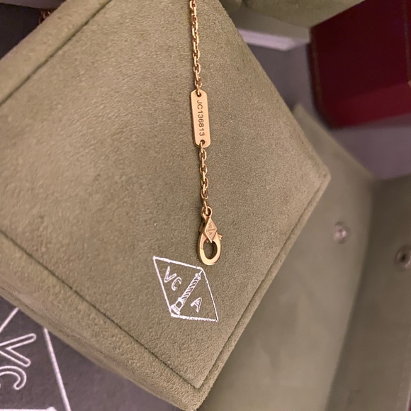 (SOLD) Van Cleef & Arpels Vintage Alhambra Pendant Rose Gold Necklace - Picture 13 of 14